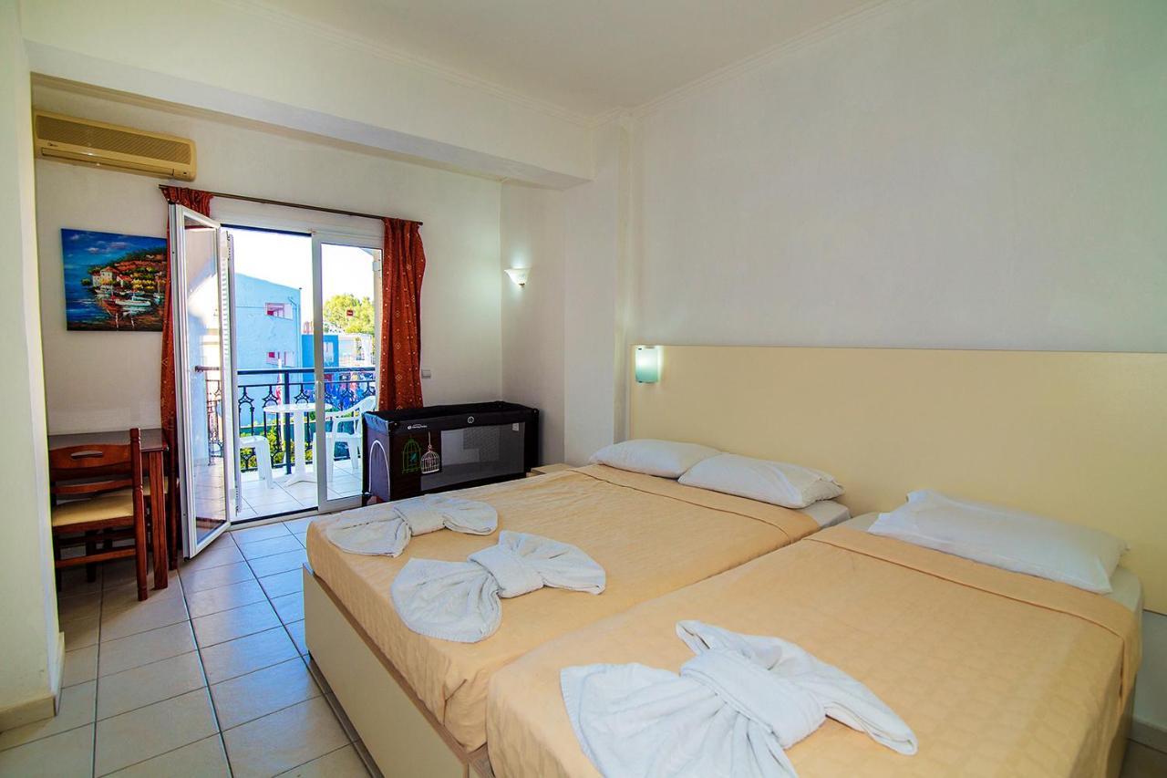Playa Bay Hotel Zakynthos 拉加纳斯 客房 照片
